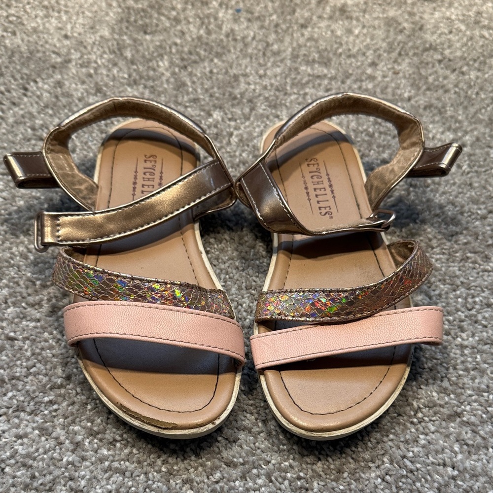 Seychelles Girls' Pink and Bronze Strappy Sandals